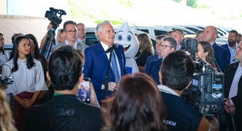 Frota de 38 novos veículos reforça distribuição de vacinas em Goiás